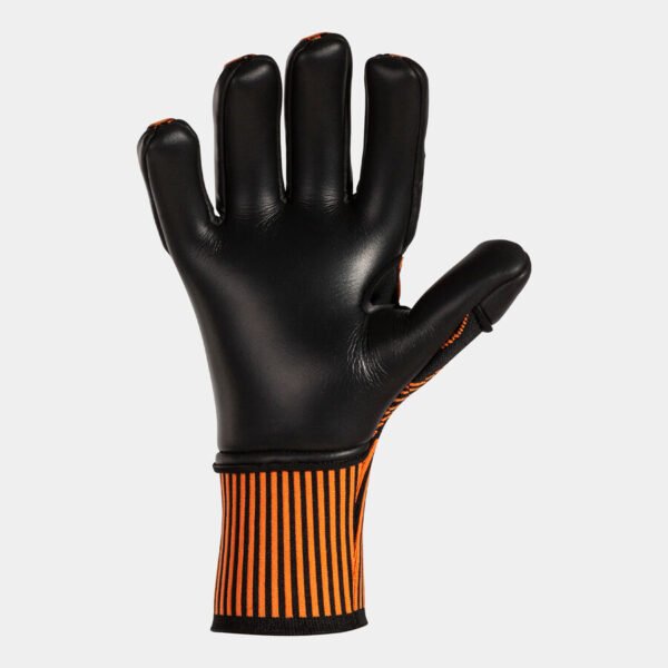 GUANTES DE PORTERO FÚTBOL JOMA ÁREA 360 NEGRO NARANJA1