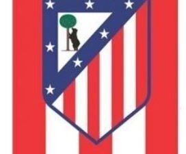 TOALLA DE PLAYA MODELO FUTBOL ATLETICO MADRID ESCUDO. EN ALGODÓN.  COLOR ROJO-BLANCO. TAMAÑO 70x140. COD: 5258186-AZN